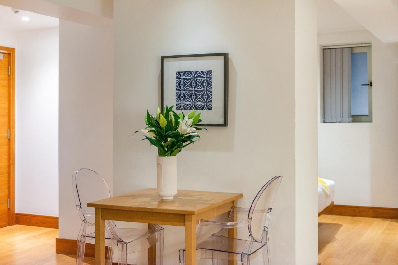 Studio - Tower Hill - City Centre By Prime London Stays N-7 Экстерьер фото